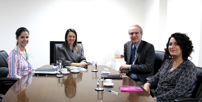 Reunião foi realizada na sede da Defensoria Pública do Estado de Minas Gerais. Foto: Franciele Xavier (SEE/MG)